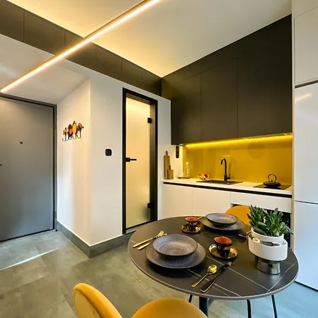 Aristotelous Luxury